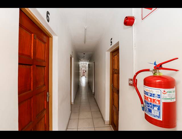 1,800M² APARTMENT BLOCK FOR SALE IN BULWER